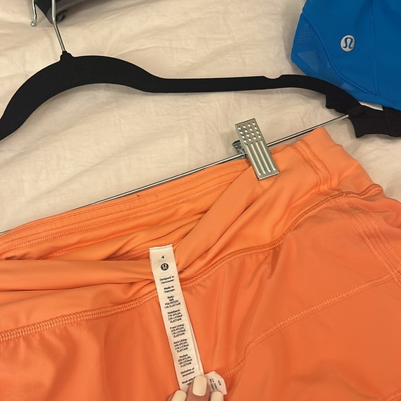 Lululemon pace rival skirt. Amazing condition. Size 4. Salmon/light orange pink - Picture 5 of 7